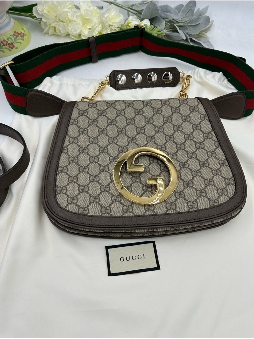Women’s Gucci, Blondie, iconic GG supreme canvas shoulder bag made in Italy